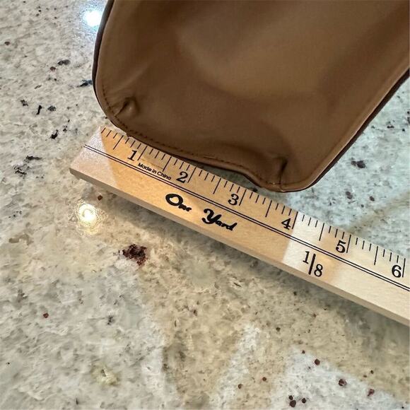 Nine West  Women's Tan Leather Shoulder Bag Adjustable Strap Medium - Picture 8 of 11